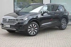 Volkswagen Touareg Atmosphere 4.0 TDI *NACHTSICHT*AHK*ACC*