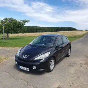 Peugeot 207 Urban Move Bild 1
