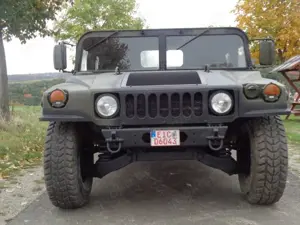 HUMMER H1 AM GENERAL HUMVEE M998 HMMWV Bild 3