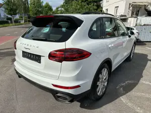 Porsche Cayenne Diesel/ Navi/ Xenon/ ACC/ Pano Bild 5