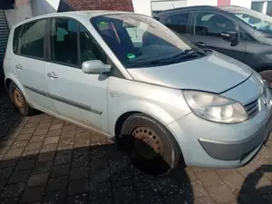 Renault Scenic 2.0 16V Confort Expression Bild 3