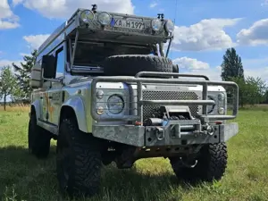 Land Rover Defender Defender 110 Station Wagon SE