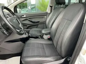 Ford Kuga Titanium/PDC/AHK/LM-FELGEN/NAVI/PANORAMA! Bild 5