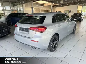 Mercedes-Benz A 180 A 180 Progressive/MBUX Navi/AHK/LED/Kamera Autom. Bild 3