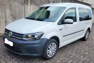 Volkswagen Caddy 2.0 TDI 5Sitzer Behindertengerecht Rollstuhlrampe