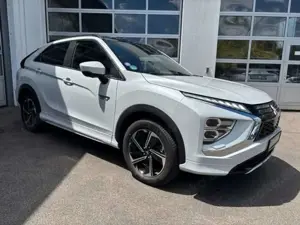 Mitsubishi Eclipse Cross 2.4 Plug-in Hybrid 4WD Top Bild 2