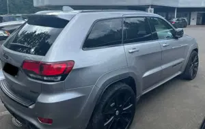 Jeep Grand Cherokee SRT Bild 2