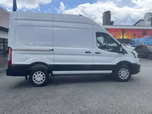 Ford Transit Kasten 330 L2H3 Trend Bild 5