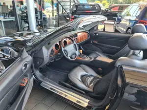 Jaguar XK8 Cabriolet 4.0 V8 Top Zustand! Bild 5