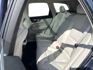 Volvo XC60 Diesel B5 D AWD Ultimate Bright Bild 5