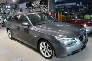 BMW 535 d-M Touring*Head-Up*PDC*AHK*XENON*NAVI*SHZ