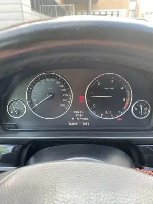 BMW 520 520d Eletta Bild 3