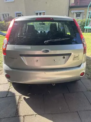 Ford Fiesta 1.3 Fun X Bild 3