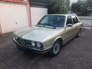 BMW Others 528i E12 Chrommodell/Klima/Class.Data 28.500.-!!!