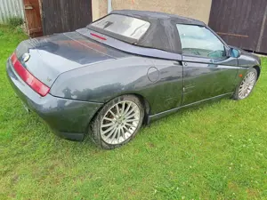 Alfa Romeo Spider 2.0 16V Twin Spark Bild 5 Alfa Romeo Spider 2.0 16V Twin Spark Bild 5