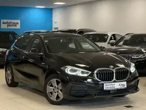 BMW 118 i Advantage Aut/Navi/AHK/LenkrHeiz/LED/WLAN