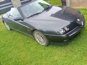 Alfa Romeo Spider 2.0 16V Twin Spark Bild 2 Alfa Romeo Spider 2.0 16V Twin Spark Bild 2