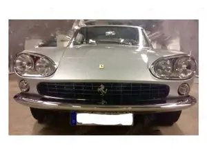 Ferrari 330 GT 2+2 Bild 3