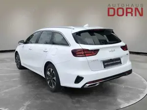 Kia Ceed SW / cee'd SW Spirit 1.6 PHEV DCT6 Sitzkomfort-/ Technikpaket Bild 2