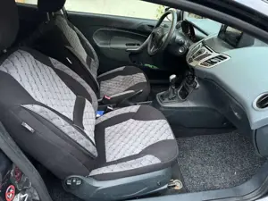 Ford Fiesta 1.25 Trend Bild 2