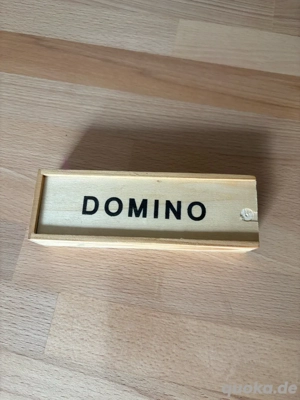 NEUES und unbenutztes Domino Spiel 