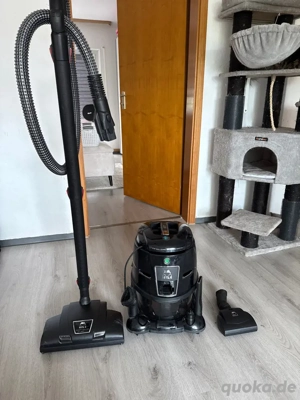 Zu verkaufen ein Hyla staubsauger 