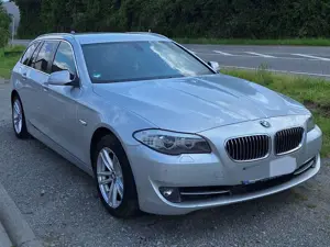 BMW 520 520d Touring Sport-Aut. Bild 2