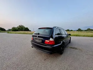 BMW 320 320i touring Sport Klima AHK M Paket Alufelgen Bild 4