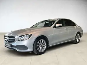 Mercedes-Benz E 200 d Avantgarde Limousine AHK AUT Kam. KlimaA