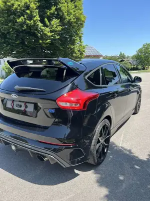 Ford Focus RS MK3 Garage/Saison Auto Bild 4