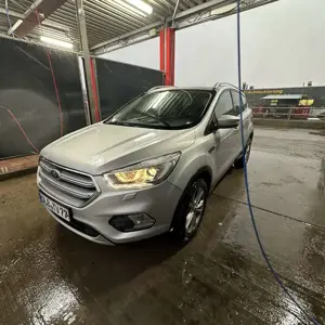 Ford Kuga 2.0 TDCi 4x4 Aut. Titanium