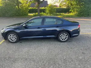 Volkswagen Passat Passat 1.6 TDI BlueMotion Technology Business Edit Bild 5