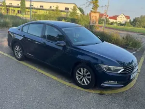 Volkswagen Passat Passat 1.6 TDI BlueMotion Technology Business Edit Bild 3