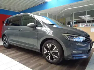 Volkswagen Touran 2.0 TDI DSG Highline.NAV.LED.el.AHK.ACC