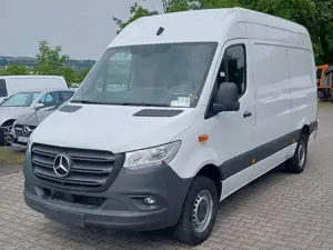 Mercedes-Benz Sprinter Bild 2