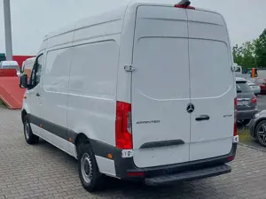 Mercedes-Benz Sprinter Bild 4