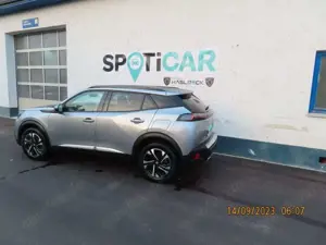 Peugeot 2008 Allure PT 130 EAT8 Bild 5