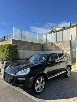 Porsche Cayenne Turbo / Bi-Color / Bose / Alcantara / TÜV Neu Bild 1