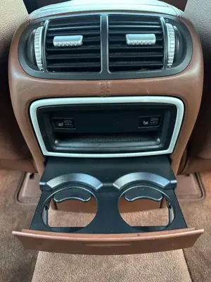 Porsche Cayenne Turbo / Bi-Color / Bose / Alcantara / TÜV Neu Bild 3