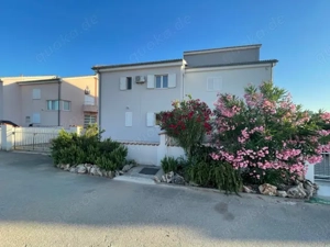 Einfamilienhaus in Vodice, Kroatien   moderne Villa mit Pool und Meerblick