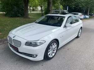 BMW 550 i Lim.*Navi*Xen.*SHD*LED*Memory*Leder*