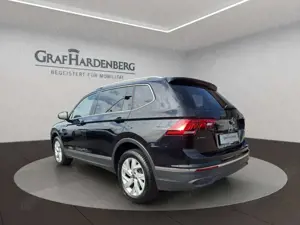 Volkswagen Tiguan Allspace Life 1.5 TSI DSG 7Sitze AHK Navi Bild 4