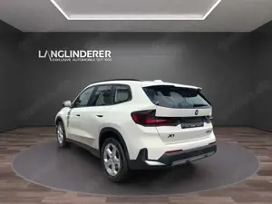 BMW X1 xDrive25e NP 57.069,- HUD adpLED WirelessCharging Bild 5