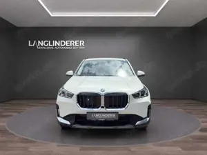 BMW X1 xDrive25e NP 57.069,- HUD adpLED WirelessCharging Bild 3