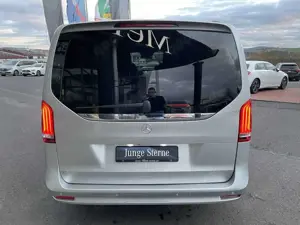 Mercedes-Benz V 300 d EXCLUSIVE ED AMG Panorama AHK2,5 DISTRON Bild 4