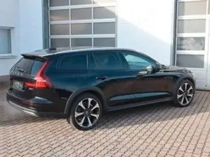 Volvo V60 Cross Country V60 B5 Cross Country  Ultimate AWD AHK BW 360° Bild 3