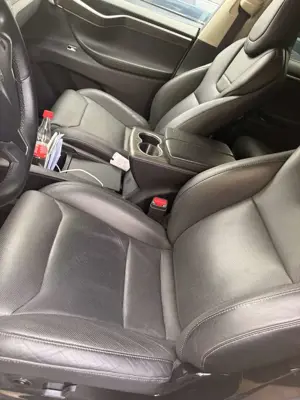 Tesla Model X P90DL Allradantrieb Ludicrous Modus 7 Sitzer Bild 5