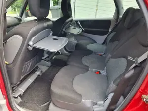 Citroen Xsara Picasso 1.6 16V Confort Bild 5