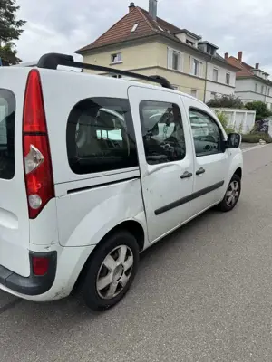 Renault Kangoo Kangoo 1.6 16V 105 Happy Family Bild 5