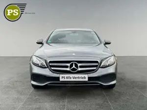 Mercedes-Benz E 200 d Avantgarde Navi LED  SSD el.Sitze Keylessgo Bild 5